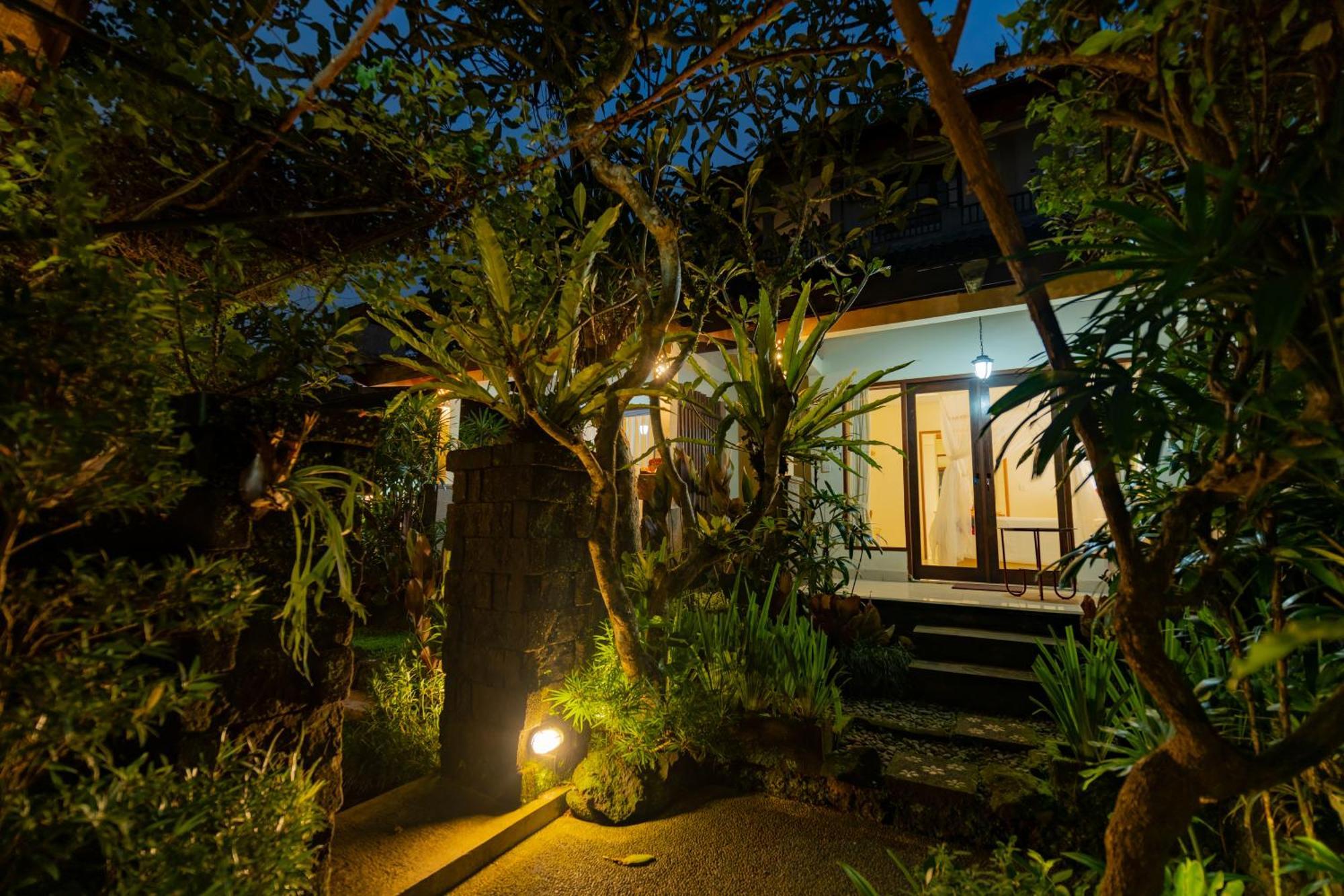 Hotel Desak Putu Putra Hidden Ubud Esterno foto