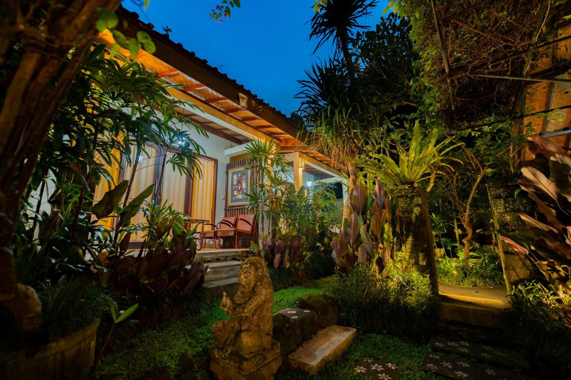 Hotel Desak Putu Putra Hidden Ubud Esterno foto